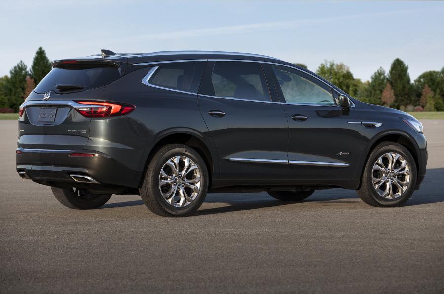  Buick Enclave Avenir 2017 года  (фото 7 из 30)